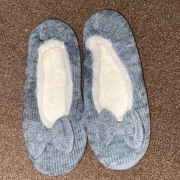 Fuzzy memory foam ballerina slippers - Picture 8 of 10